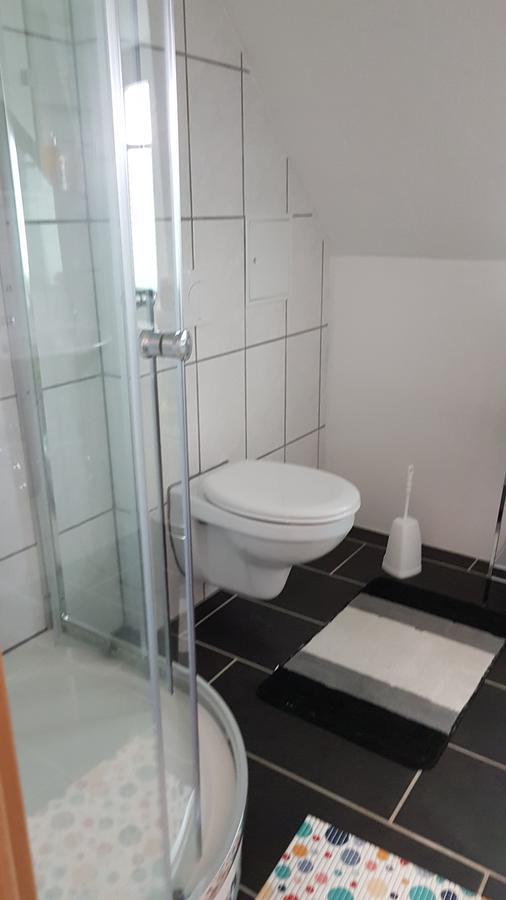 Gastehaus Nickolai Apartment Flomborn ภายนอก รูปภาพ